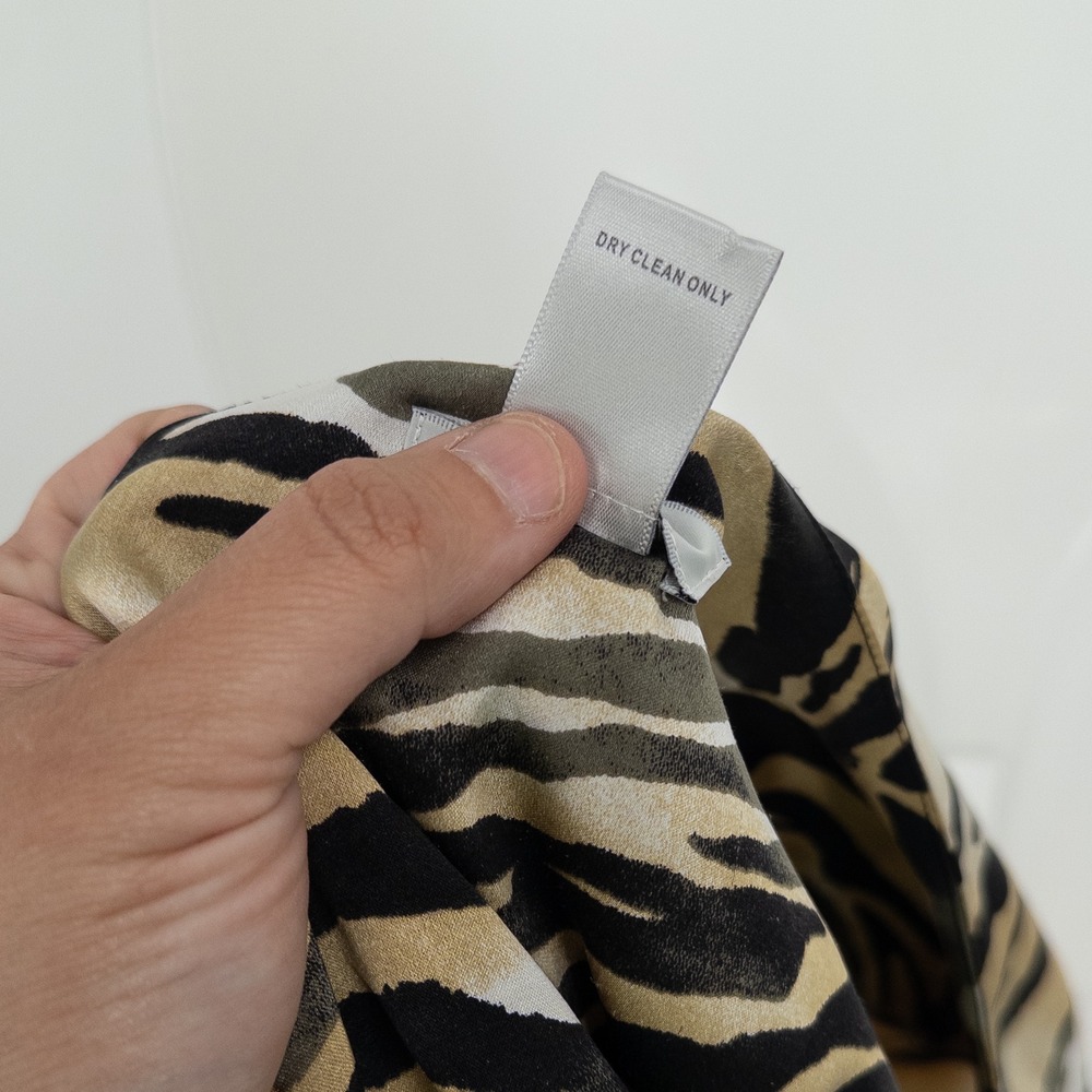 Vintage Y2K Cache One Shoulder Top Women M Silk Animal Print Mob 2000s Party - Picture 7 of 14